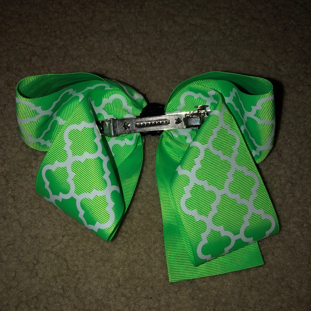 Hair bow - Picture 2 of 2
